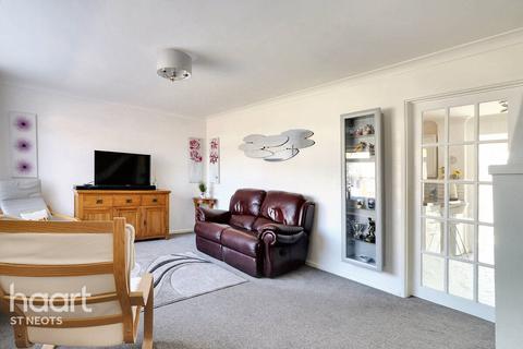 7 Beeson Close, Little Paxton, St Neots, PE19 6NE