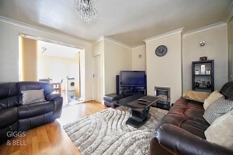 3 bedroom terraced house for sale, Neville Road, Luton, Bedfordshire, LU3