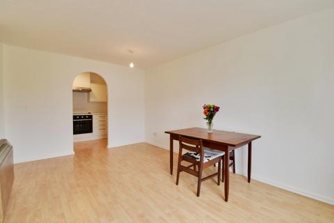 2 bedroom apartment to rent, Hallam Close, Hertfordshire WD24