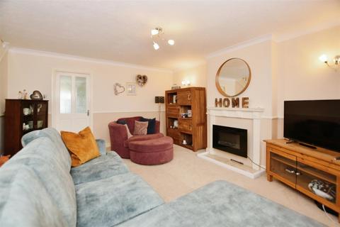 3 bedroom semi-detached house for sale, High Street, Dragonby