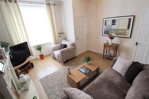 2 bedroom end of terrace house to rent, Tredgold Street, Horwich, Bolton