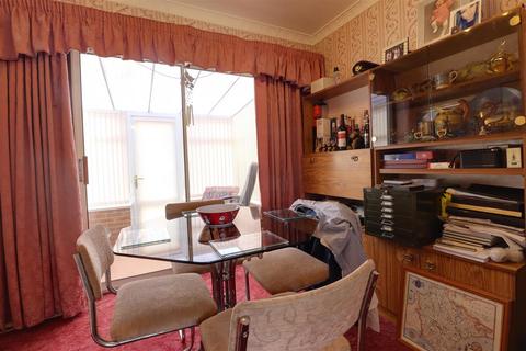 35 Hazel Grove, Crewe, CW1 4JL