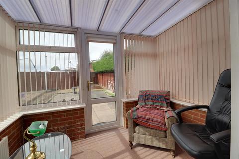 35 Hazel Grove, Crewe, CW1 4JL