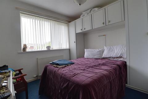 35 Hazel Grove, Crewe, CW1 4JL
