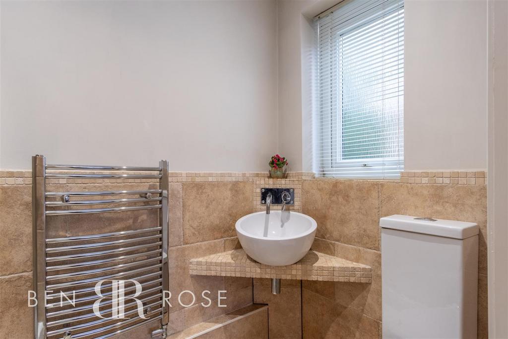 Master Ensuite