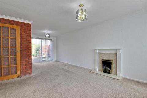 3 bedroom end of terrace house for sale, Windsor Road, Hull