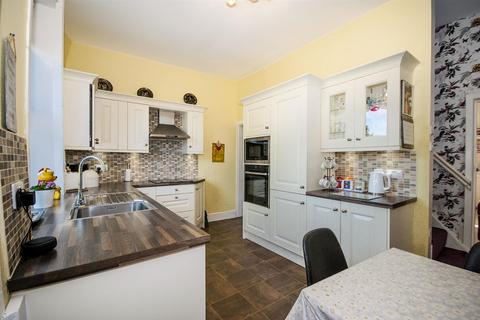 32 Spring Street, Ramsbottom, Bury, BL0 9JQ