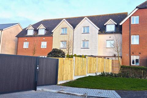 3 bedroom terraced house for sale, Saddlers Mews, Ramsgate, Kent