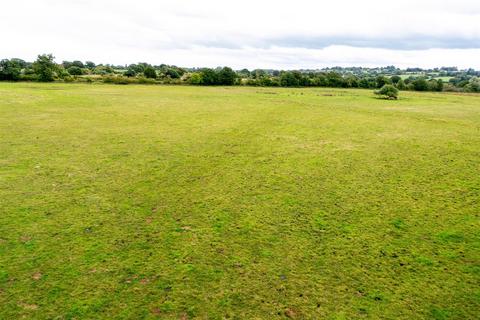 Land for sale, 84 acres of land at Tushingham, Nr Whitchurch, Cheshire.