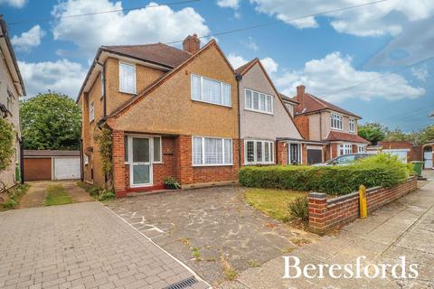 9 Dart Close, Upminster, RM14 1PR