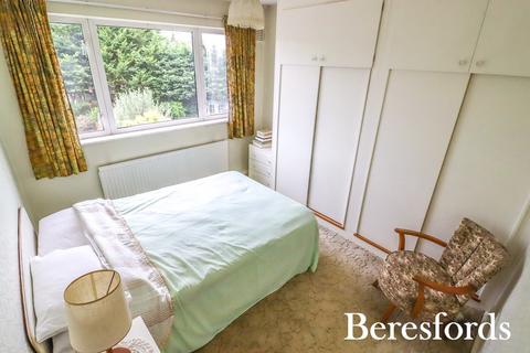 9 Dart Close, Upminster, RM14 1PR