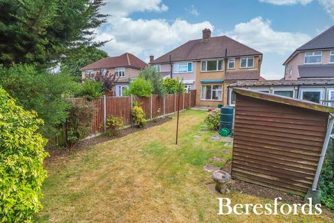 9 Dart Close, Upminster, RM14 1PR