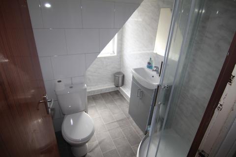 2 bedroom apartment to rent, Gort Place, Gilesgate, Durham, DH1