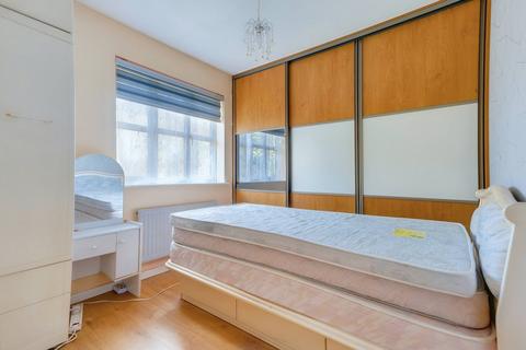 90 Pollards Green, Chelmsford, CM2 6UL