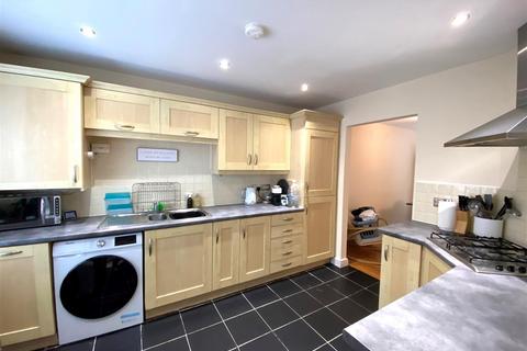 3 bedroom townhouse to rent, Earl Edwin Mews, Whitchurch, Shropshire