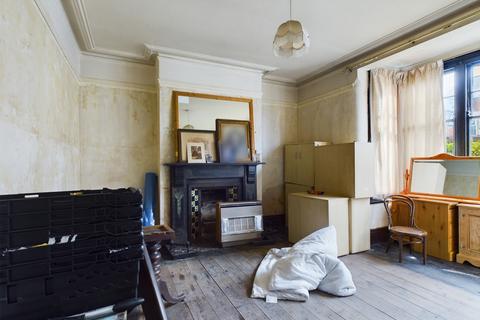 64 Worcester Street, Gloucester, GL1 3AS