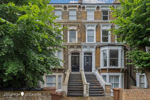 Studio for sale, Evering Road, London, N16