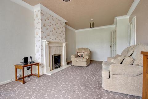 2 bedroom semi-detached bungalow for sale, Molescroft Park, Beverley