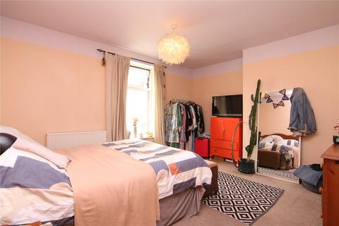 3 bedroom terraced house for sale, Queen Street, Silsden, BD20