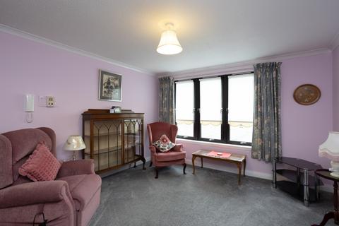 2 bedroom flat for sale, Rosebery Court, Kirkcaldy, KY1