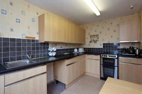 2 bedroom flat for sale, Rosebery Court, Kirkcaldy, KY1