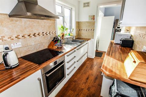 8 Faraday Road, West Molesey, KT8 2TQ
