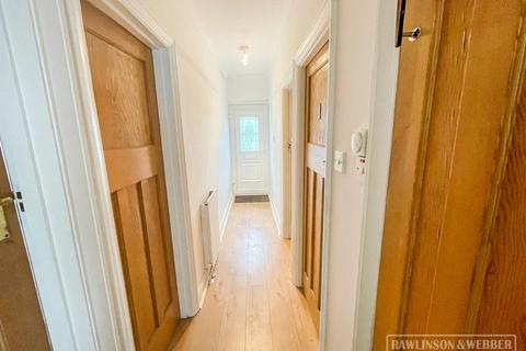 6 Dunstable Road, West Molesey, KT8 2EN