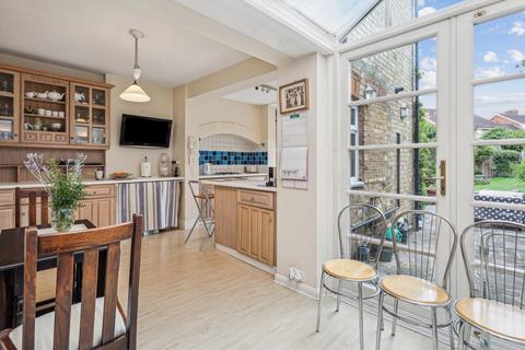 5 bedroom terraced house for sale, Thames Street, Weybridge, Surrey, KT13