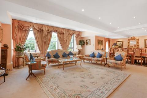 5 bedroom apartment for sale, 108 Lancaster Gate, Paddington W2