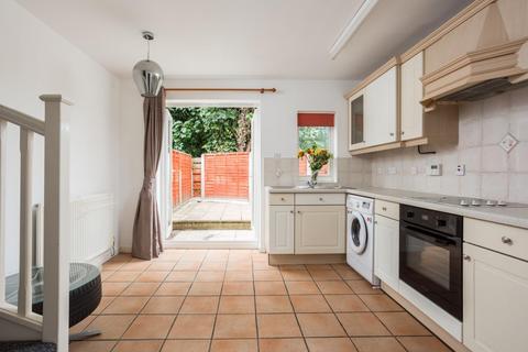 16 Beaufort Close, York, YO10 3LS