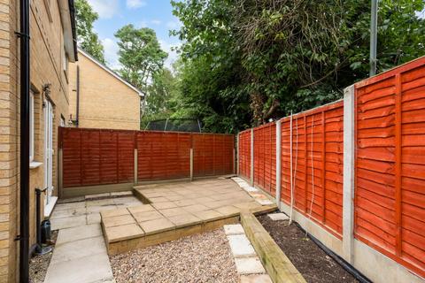 16 Beaufort Close, York, YO10 3LS