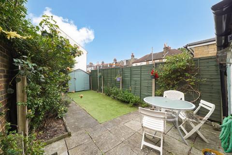 3 bedroom terraced house for sale, Gladstone Road, Croydon, CR0