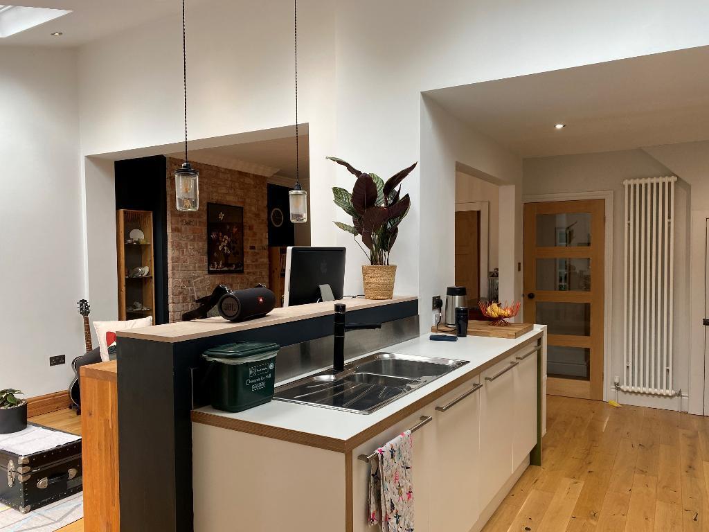 Kitchen Dining Area