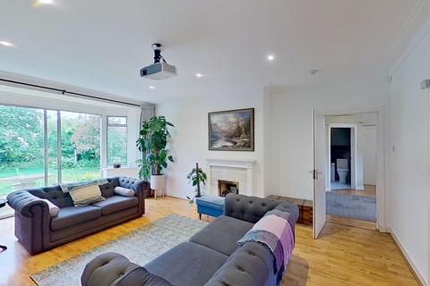 4 bedroom detached house to rent, Hallhead Road, Edinburgh, EH16