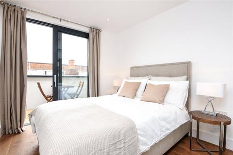 2 bedroom flat for sale, 1 Down Place, London W6