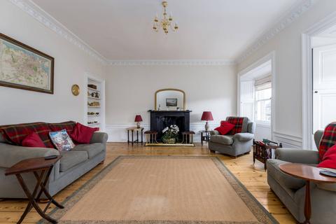 3 bedroom flat for sale, 46/4 Great King Street, New Town, Edinburgh, EH3 6QY