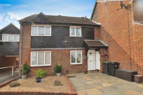 2 bedroom terraced house for sale, Lamb Meadow, Arlesey