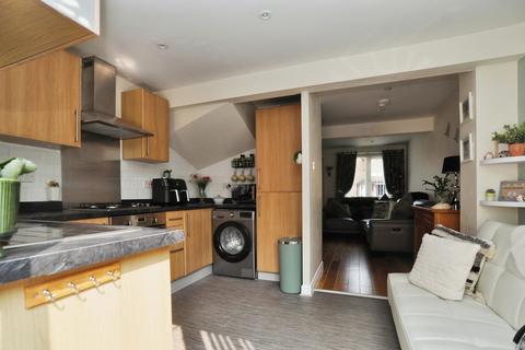 17 Lamb Meadow, Arlesey, SG15 6RY