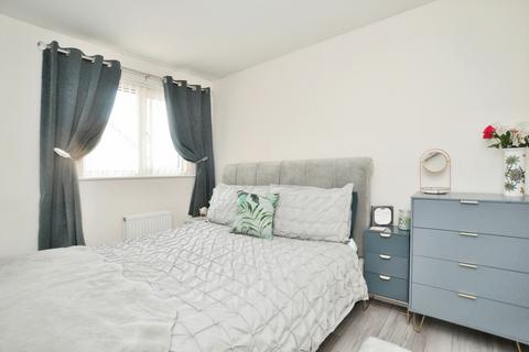 17 Lamb Meadow, Arlesey, SG15 6RY
