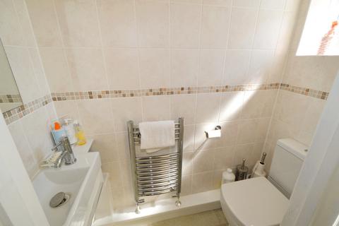 14 Cedar Close, Bagshot, GU19 5AD