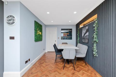 Lautrec Plough Road, Epsom, KT19 9RW