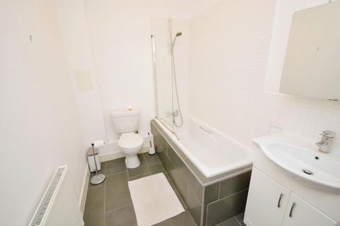 100 Brandon Close, Chafford Hundred, Grays, RM16 6QX
