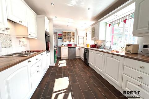 4 bedroom semi-detached house for sale, Cromwell Drive, Redberth, Tenby, Pembrokeshire. SA70 8RQ