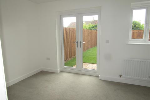 2 Chestnut Drive, Boroughbridge, York, YO51 9FW