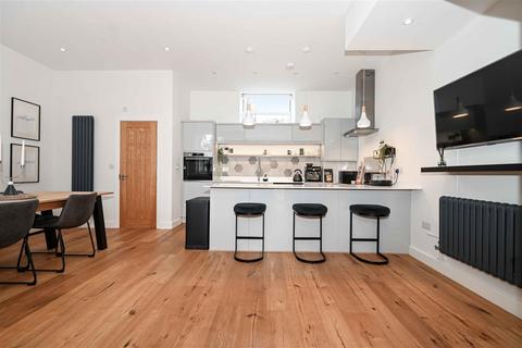 4 bedroom end of terrace house for sale, The Granary, Low Green,  Rawdon, Leeds