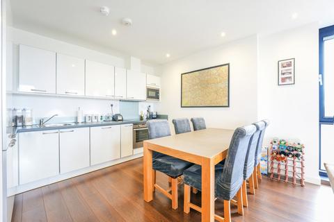 2 bedroom apartment for sale, Lumiere Apartments St. John's Hill, London, SW11