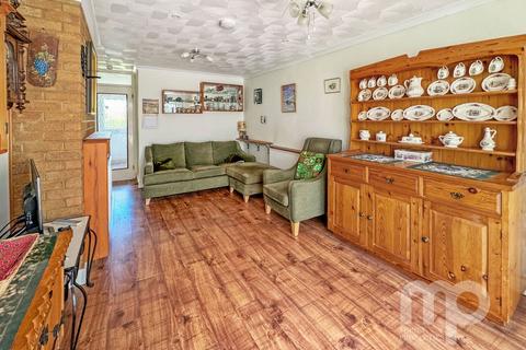 3 bedroom detached bungalow for sale, Sycamore Avenue, Wymondham NR18