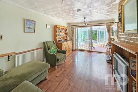 3 bedroom detached bungalow for sale, Sycamore Avenue, Wymondham NR18