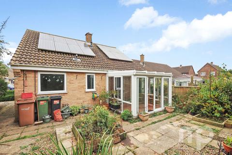 3 bedroom detached bungalow for sale, Sycamore Avenue, Wymondham NR18