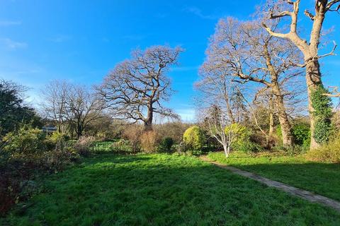Old Gamekeepers Cottage Commonside, Great Bookham, Leatherhead, KT23 3LA